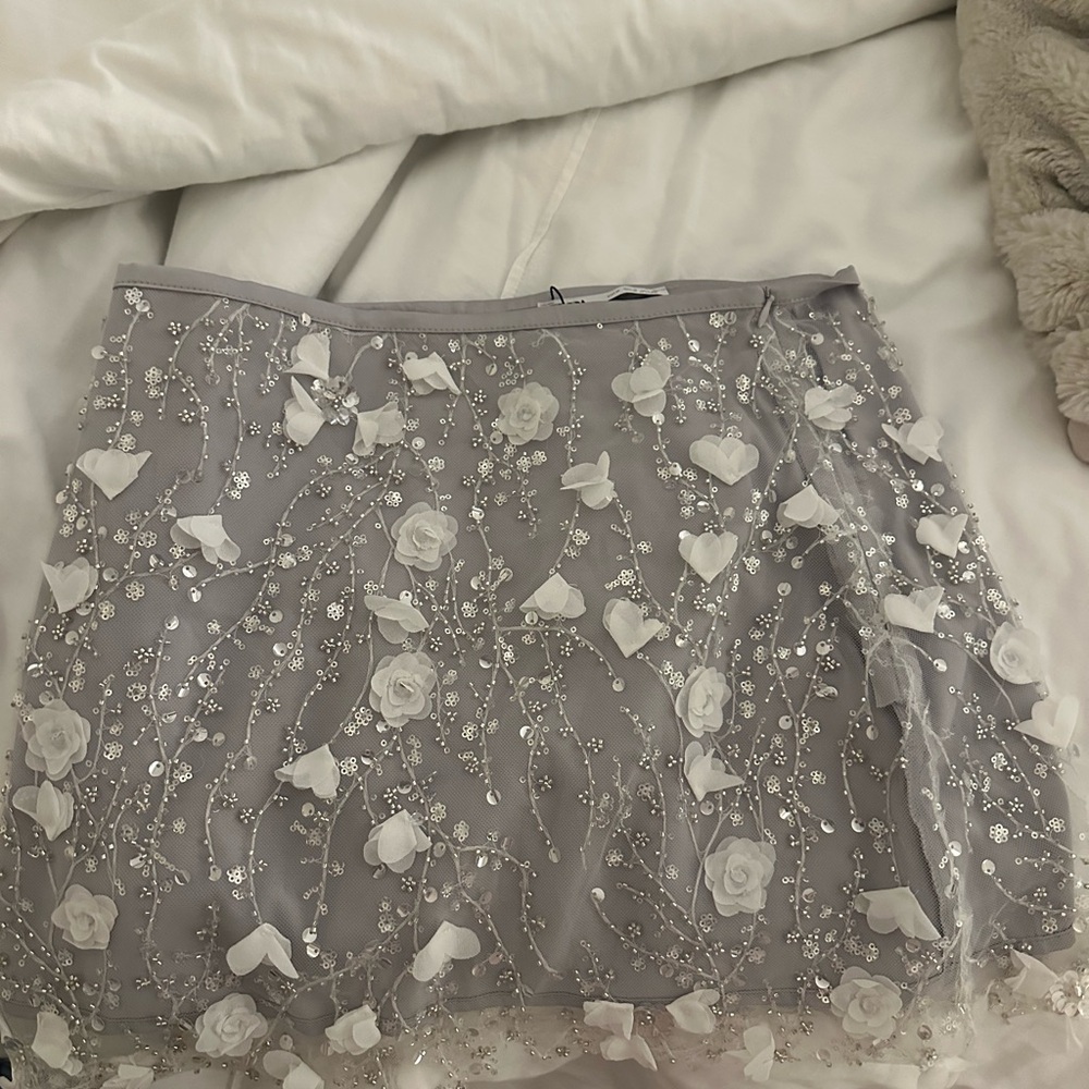 Zara Gray Floral Embellished Skirt